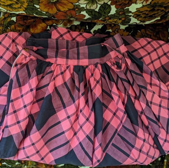 Vintage Hand Made Skirt - Picture 7 of 9